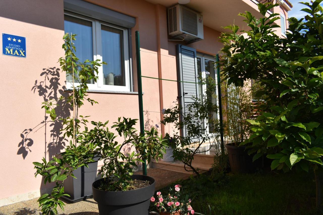 Studio Max With Parking Ρόβινι Εξωτερικό φωτογραφία